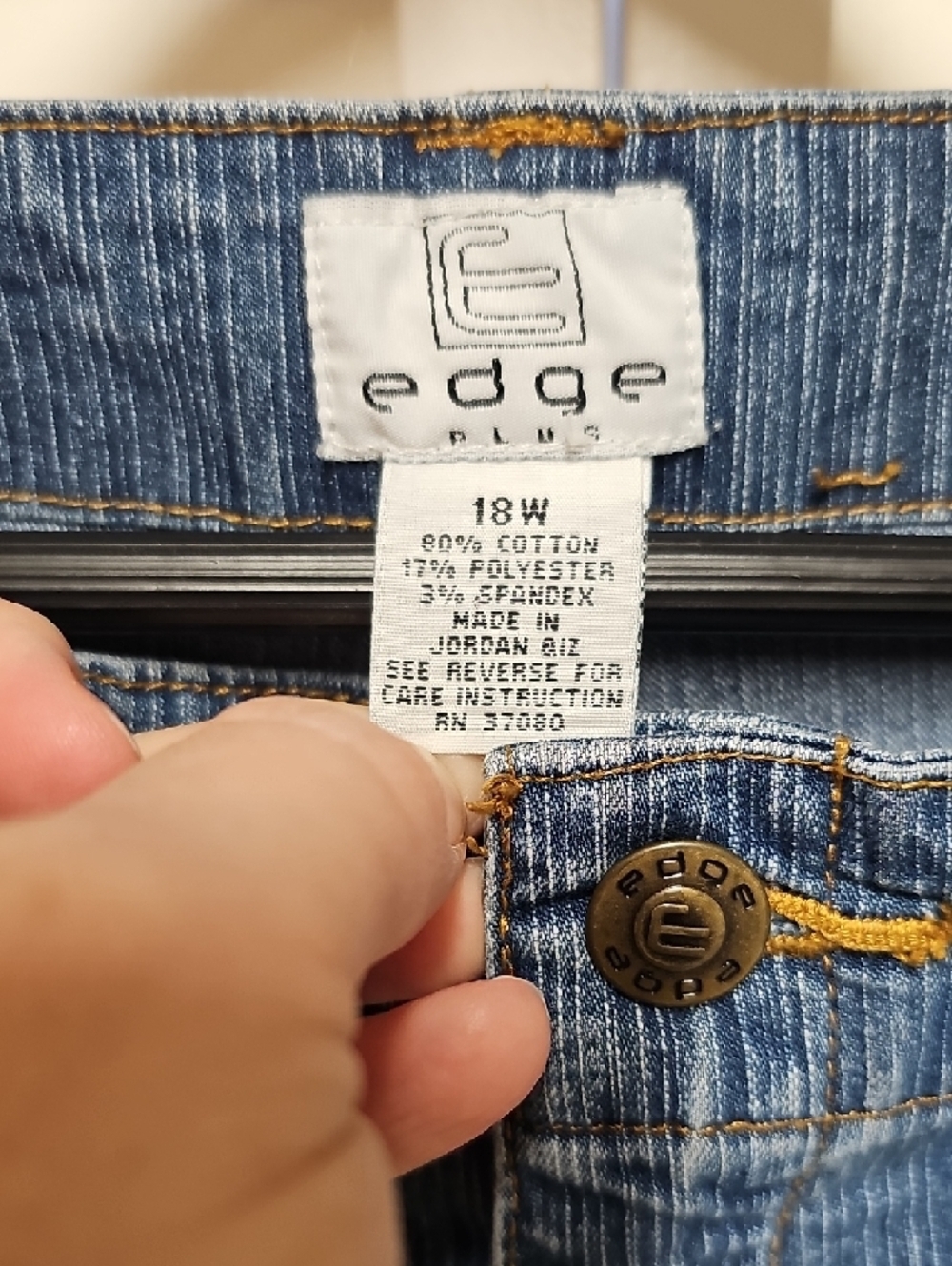 EUC Edge Blue Cropped Stretchy Cargo Pocket Jeans W Smaller Button Pockets Front - Picture 2 of 11